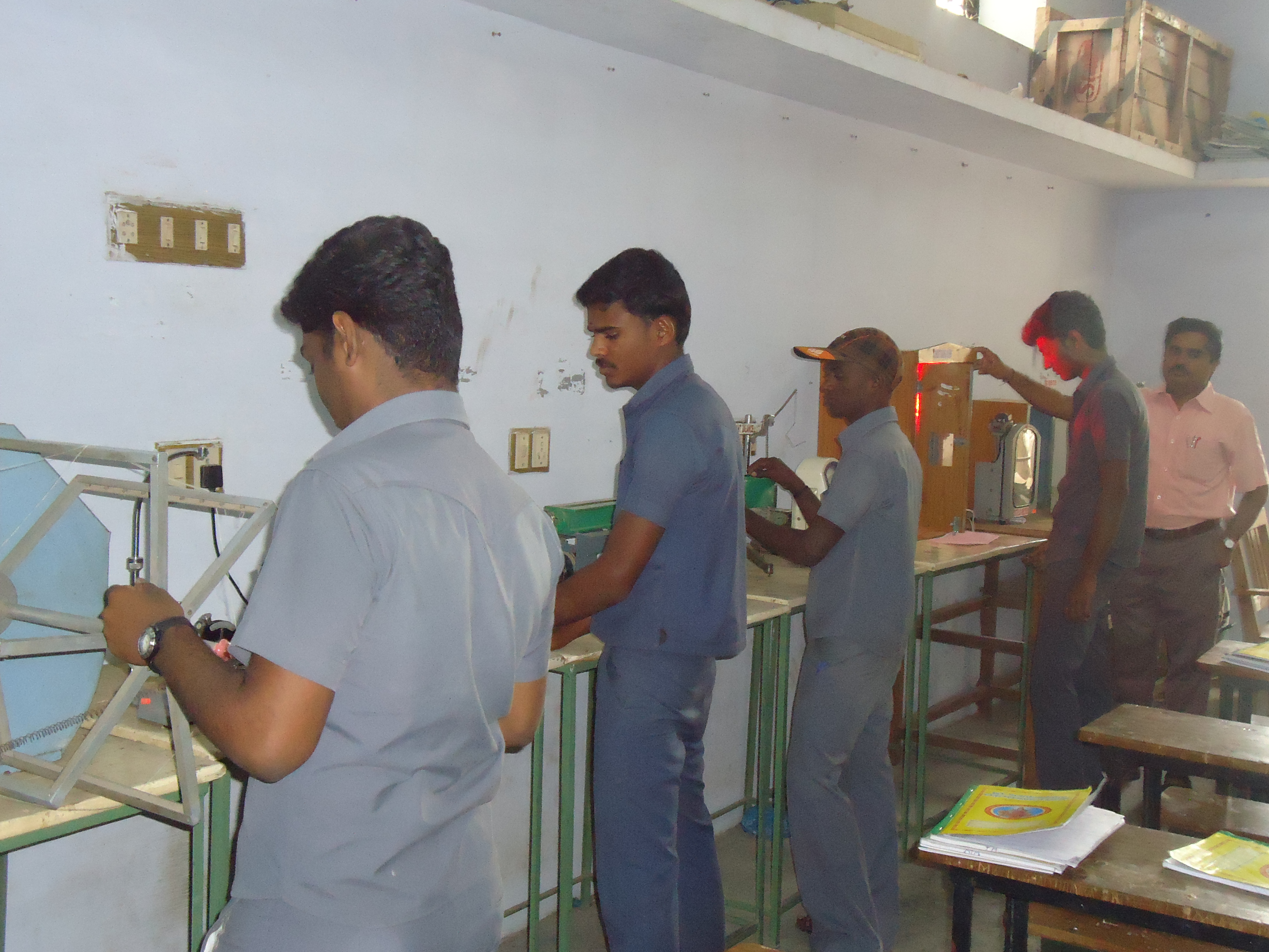 Fibre Manufacturing Lab Image 1